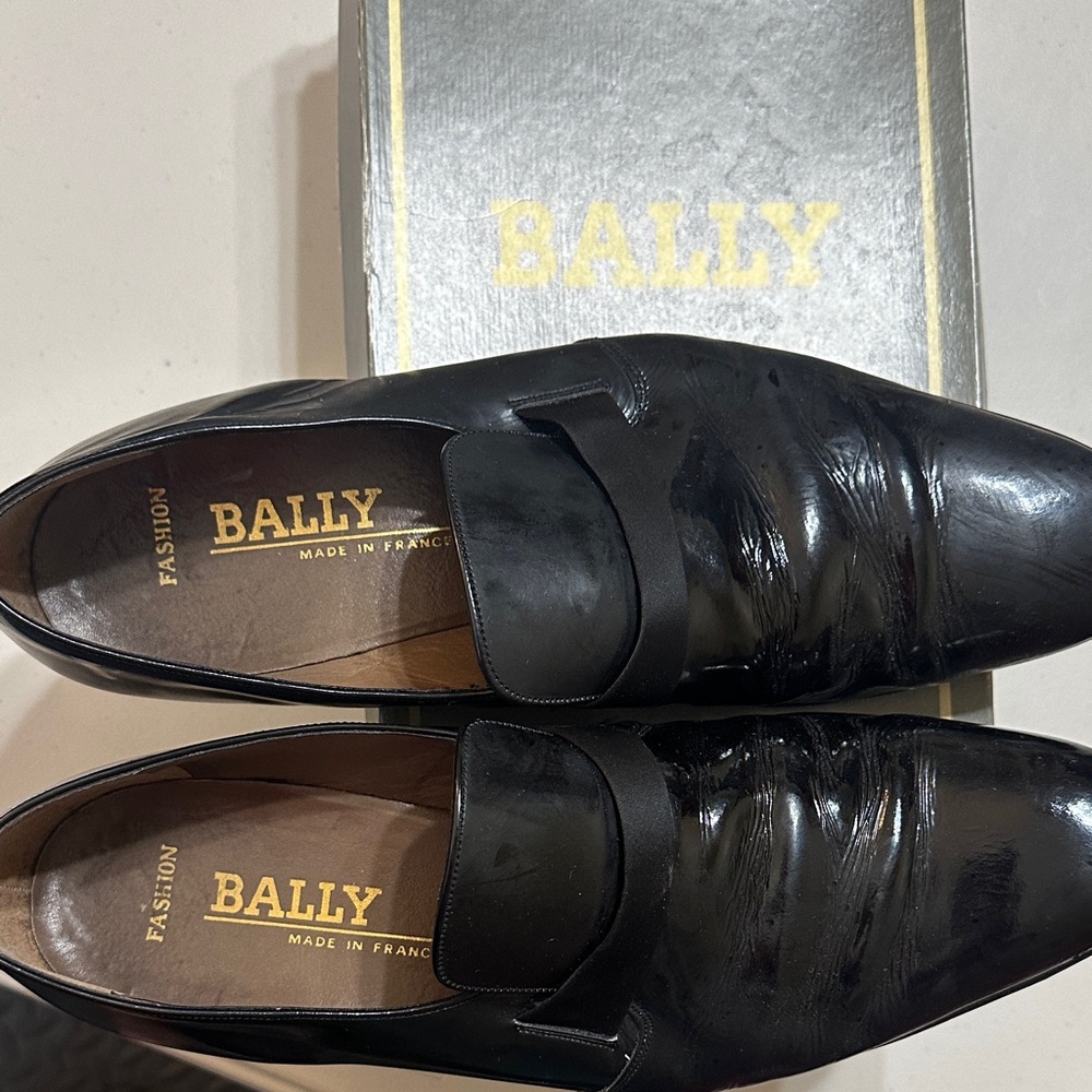 Vintage Size 11N Bally Black Patent Leather Loafers